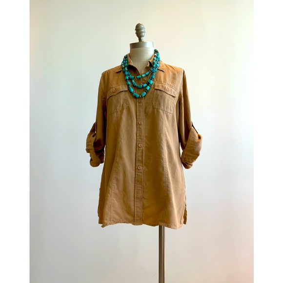 Liz Claiborne Classic Ladies Beige Top Sz Med - Picture 2 of 4